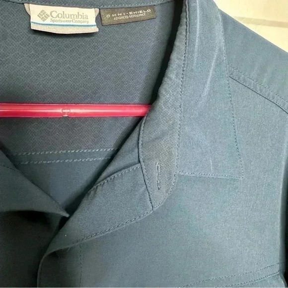 Columbia Button-Down Casual Shirt  Blue Size Large - Picture 6 of 16